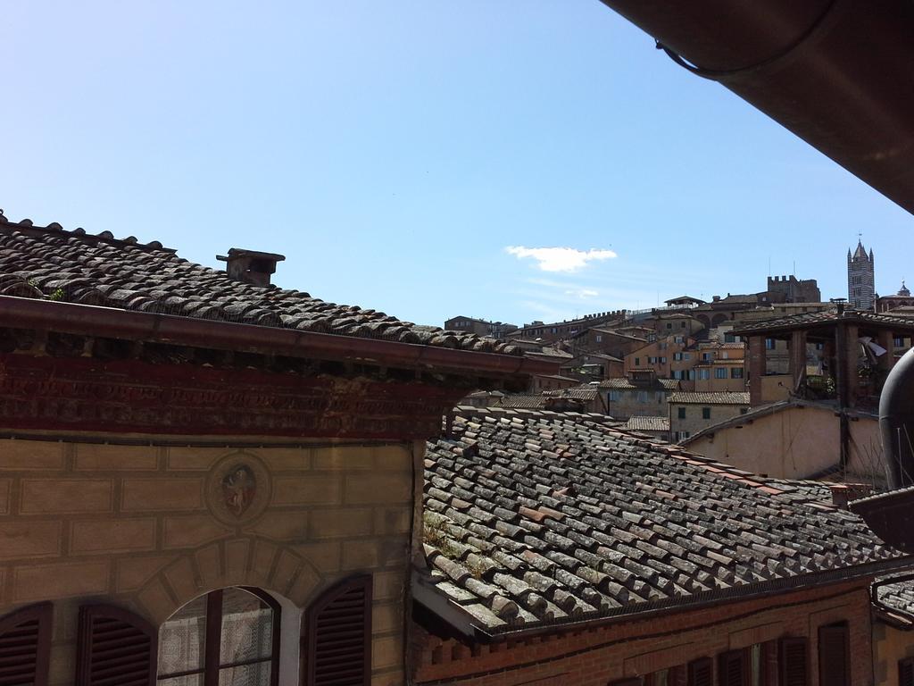 Casa Vacanze Il Campo Siena Bagian luar foto